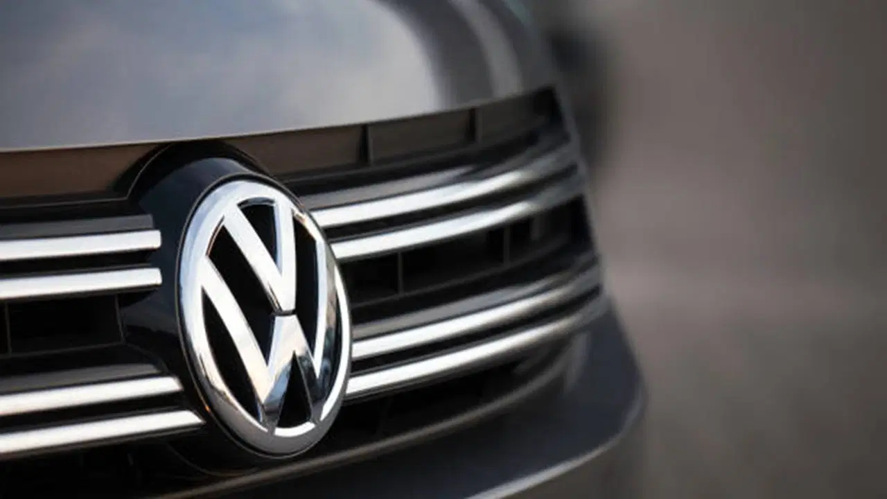 Volkswagen’de Tarihi Çöküş: Son 10 Yıldaki En Büyük Zarar Açıklandı