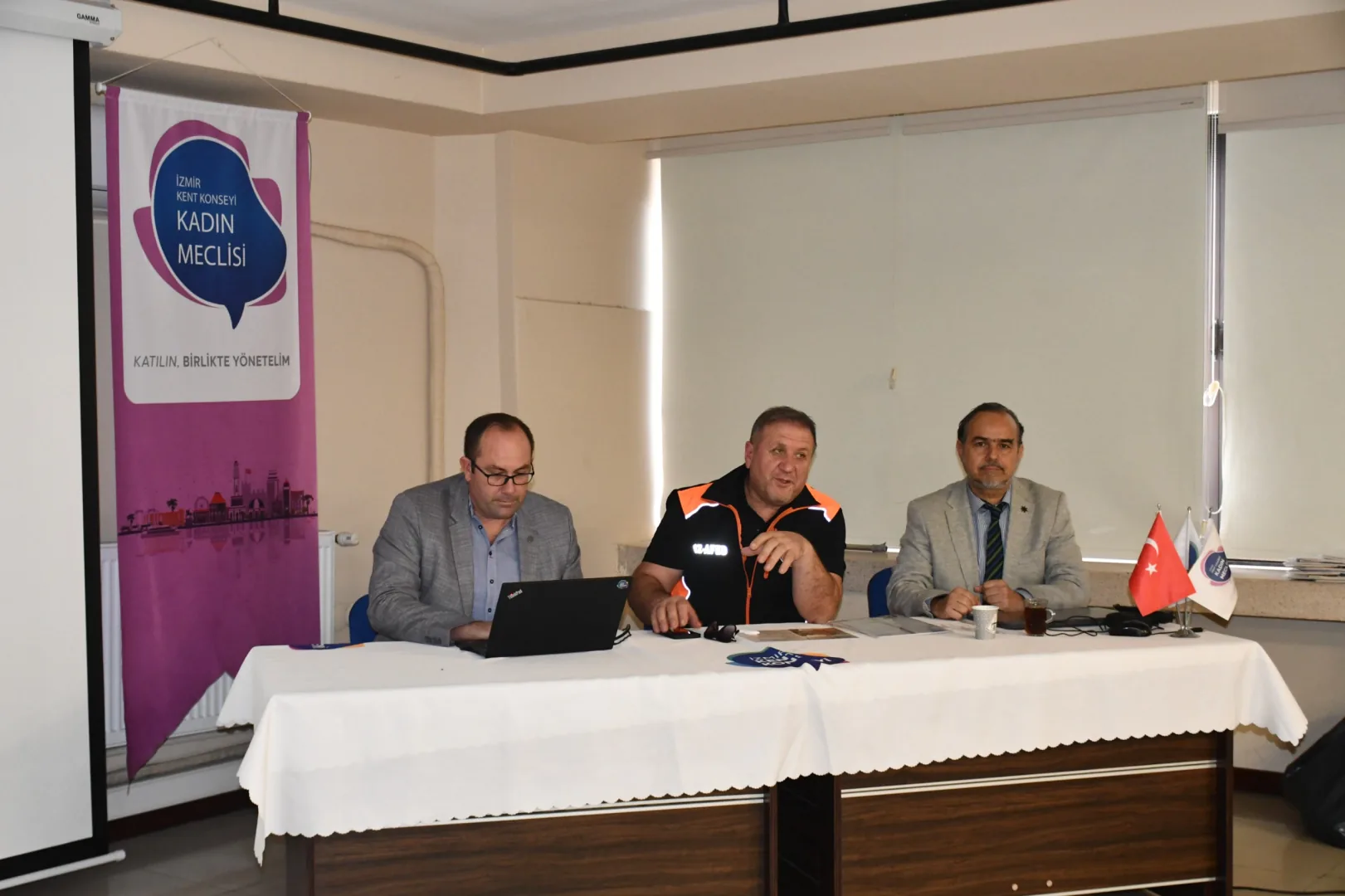İzmir Kent Konseyi’nden Kentsel Dönüşüm Üzerine Panel